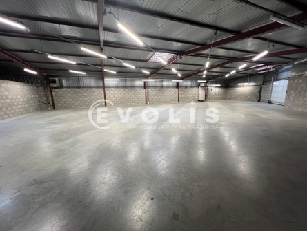 Photo 13 – location Locaux commerciaux	RUY MONTCEAU (38300)