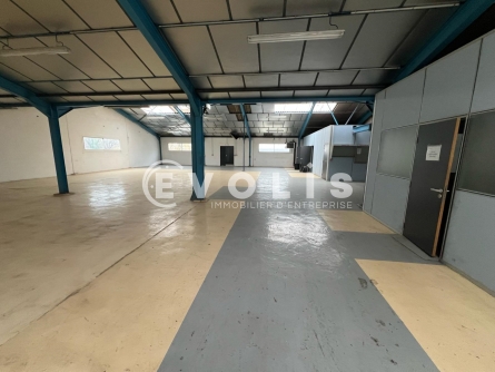 Photo 3 – vente Entrepôts / activités	BOURGOIN JALLIEU (38300)