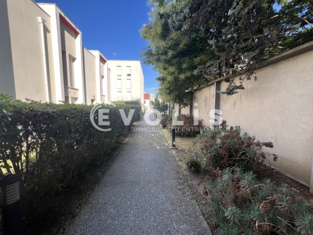 Photo 13 – location bureaux	SAINT MAUR DES FOSSES (94100)