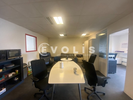 Photo 10 – location Entrepôts / activités	BONDY (93140)
