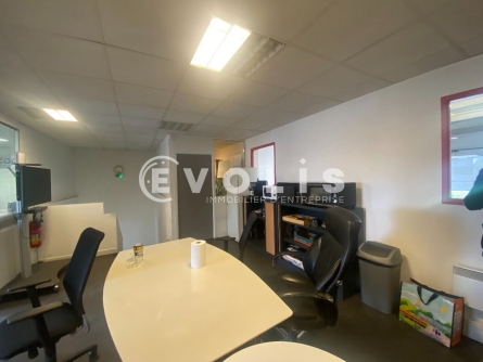 Photo 9 – location Entrepôts / activités	BONDY (93140)