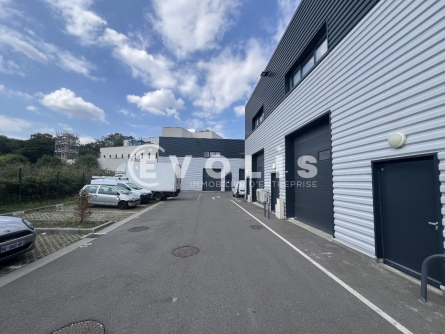 Photo 2 – location Entrepôts / activités	VALENTON (94460)