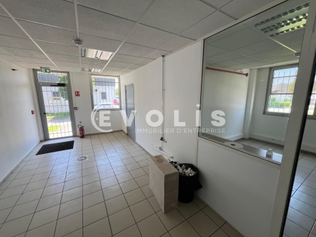 Photo 10 – location Entrepôts / activités	VENISSIEUX (69200)