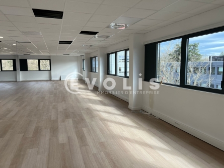 Photo 11 – location Entrepôts / activités	DARDILLY (69570)