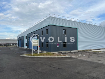 Photo 1 – vente Entrepôts / activités	SAINT VULBAS (01150)