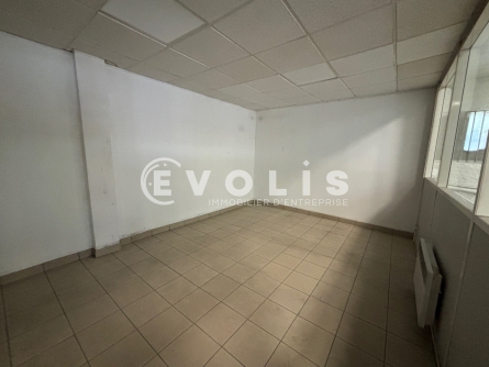 Photo 8 – location Entrepôts / activités	CHASSE SUR RHONE (38670)