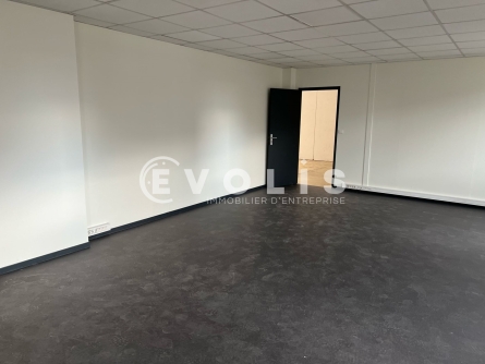 Photo 6 – location Entrepôts / activités	DARDILLY (69570)