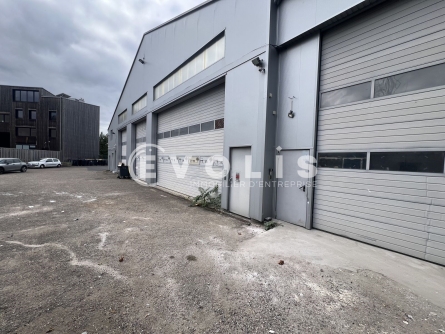 Photo 1 – location Entrepôts / activités	SUCY EN BRIE (94370)