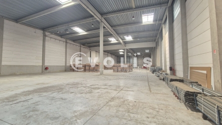 Photo 1 – location Entrepôts / activités	COLLEGIEN (77090)