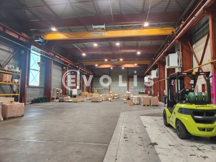 Photo 2 – location Entrepôts / activités	VAULX EN VELIN (69120)