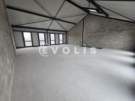 Photo 8 – vente Entrepôts / activités	MARCOUSSIS (91460)