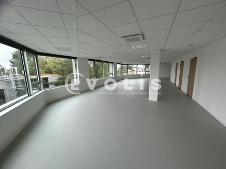 Photo 6 – location bureaux	BRUGES (33520)