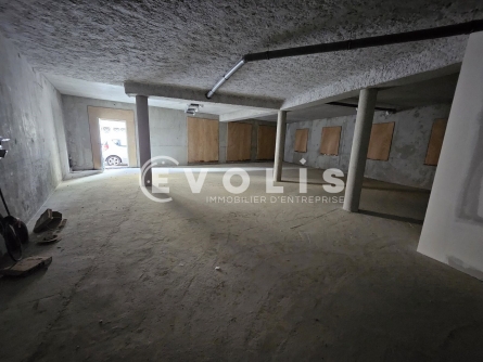 Photo 9 – location Entrepôts / activités	VANVES (92170)