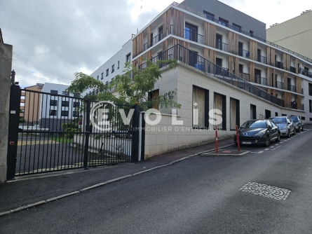 Photo 1 – location Entrepôts / activités	VANVES (92170)