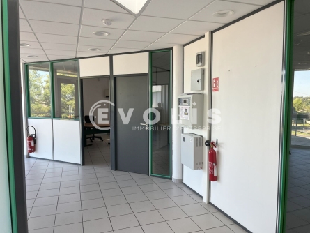 Photo 10 – location Entrepôts / activités	JASSANS RIOTTIER (01480)