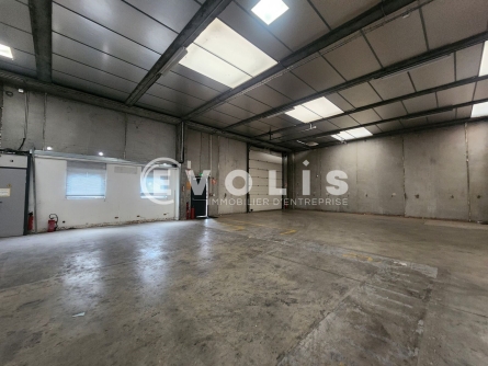 Photo 8 – location Entrepôts / activités	CHAPONNAY (69970)