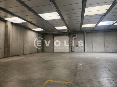 Photo 3 – location Entrepôts / activités	CHAPONNAY (69970)