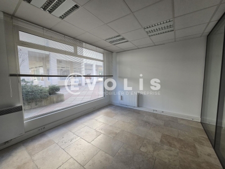 Photo 3 – location bureaux	VERRIERES LE BUISSON (91370)