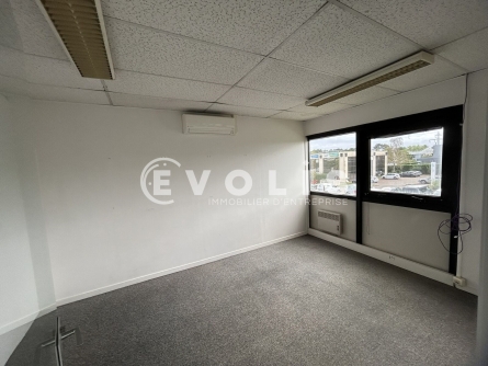 Photo 2 – location bureaux	MERIGNAC (33700)