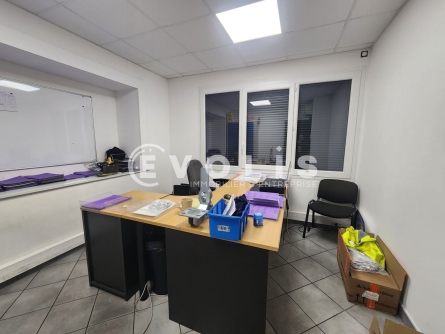 Photo 5 – vente Entrepôts / activités	BEAUVOIR DE MARC (38440)