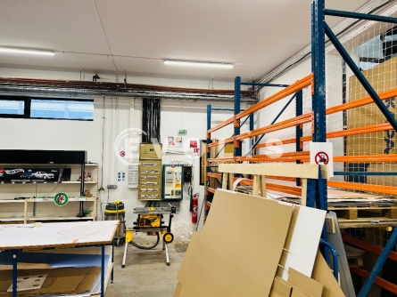 Photo 3 – location Entrepôts / activités	LOGNES (77185)