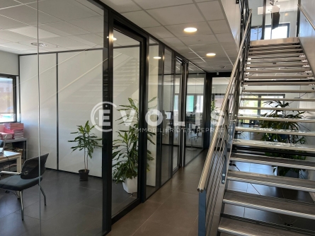 Photo 7 – location Entrepôts / activités	VOURLES (69390)