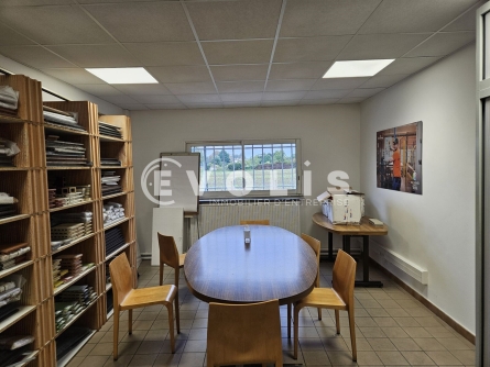 Photo 5 – location Entrepôts / activités	MAROLLES EN HUREPOIX (91630)