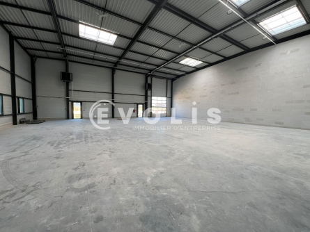 Photo 3 – location Entrepôts / activités	LA BOISSE (01120)
