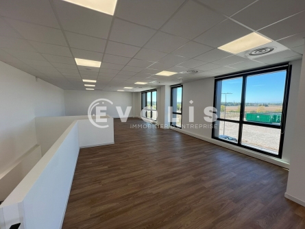 Photo 8 – location Entrepôts / activités	LA BOISSE (01120)