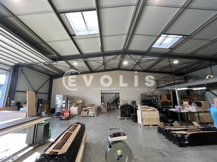 Photo 2 – location Entrepôts / activités	SAINT LOUBES (33450)