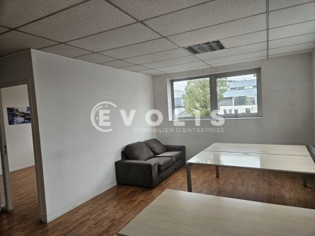 Photo 9 – location Entrepôts / activités	CHILLY MAZARIN (91380)