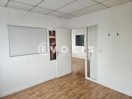 Photo 10 – location Entrepôts / activités	CHILLY MAZARIN (91380)