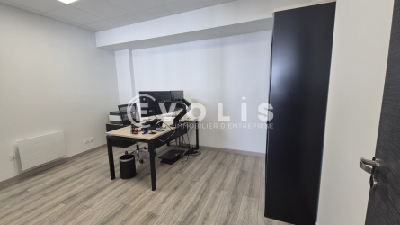 Photo 14 – location Entrepôts / activités	SERRIS (77700)