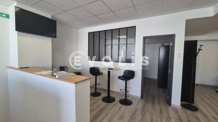 Photo 11 – location Entrepôts / activités	SERRIS (77700)