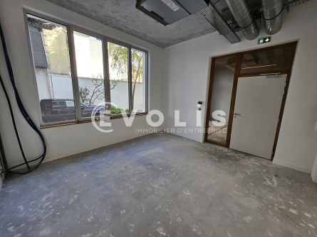 Photo 2 – location Entrepôts / activités	MALAKOFF (92240)