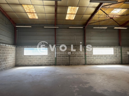 Photo 3 – location Entrepôts / activités	LOIRE SUR RHONE (69700)