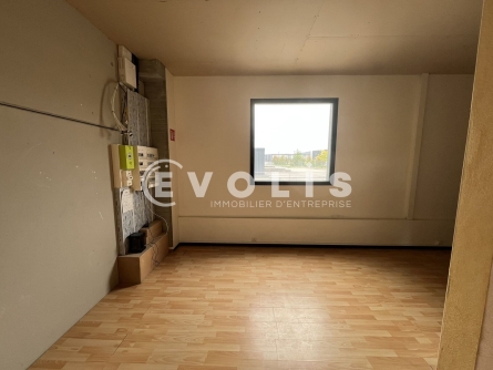 Photo 11 – location Entrepôts / activités	SAINT QUENTIN FALLAVIER (38070)
