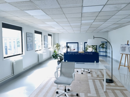 Photo 2 – location bureaux	LOGNES (77185)