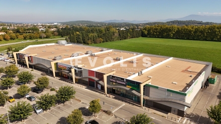 Photo 1 – location Locaux commerciaux	SORGUES (84700)