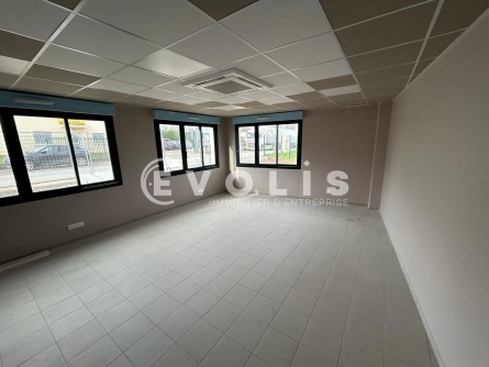 Photo 9 – location Entrepôts / activités	ORMOY (91540)