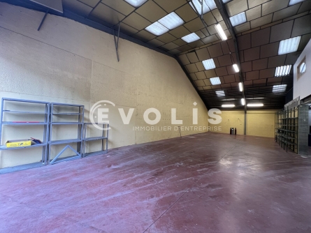 Photo 3 – location Entrepôts / activités	VAULX EN VELIN (69120)