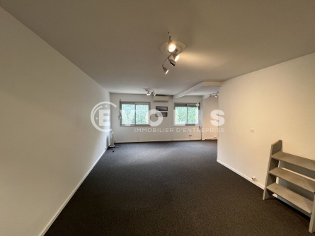 Photo 6 – location Entrepôts / activités	VAULX EN VELIN (69120)