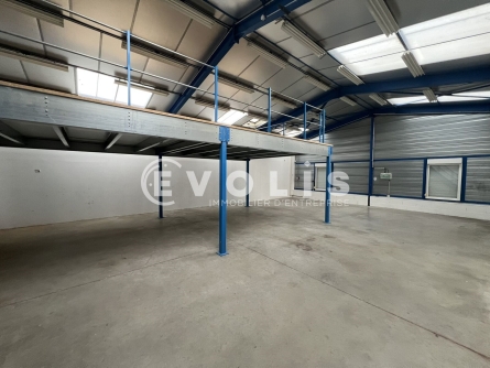 Photo 8 – location Entrepôts / activités	COLOMBIER SAUGNIEU (69124)