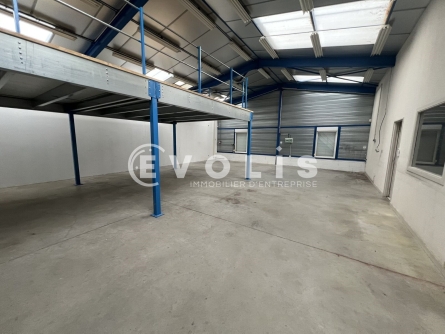 Photo 6 – location Entrepôts / activités	COLOMBIER SAUGNIEU (69124)