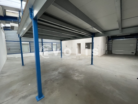 Photo 5 – location Entrepôts / activités	COLOMBIER SAUGNIEU (69124)