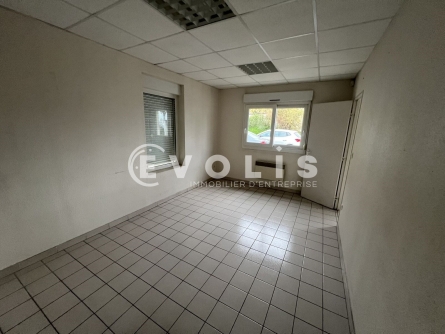 Photo 15 – location Entrepôts / activités	COLOMBIER SAUGNIEU (69124)