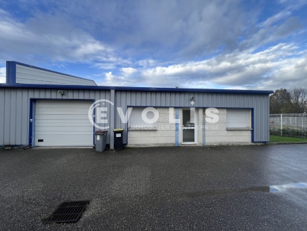 Photo 1 – location Entrepôts / activités	COLOMBIER SAUGNIEU (69124)