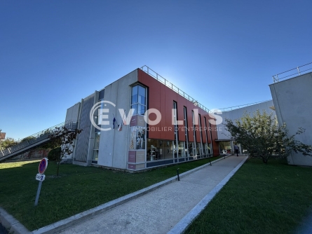 Photo 1 – location bureaux	CANEJAN (33610)
