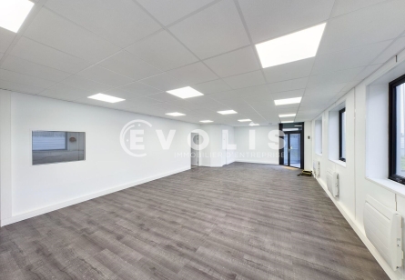 Photo 3 – location Entrepôts / activités	LE BOURGET (93350)