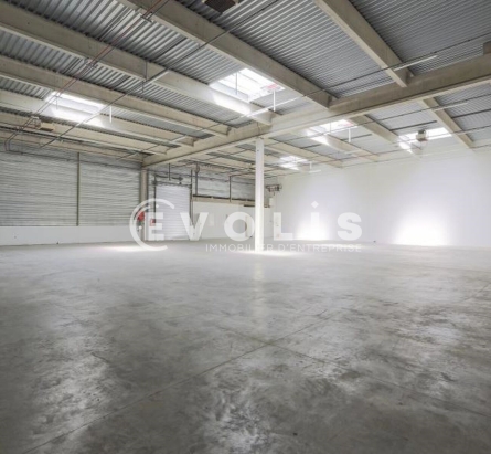 Photo 2 – location Entrepôts / activités	LE BOURGET (93350)